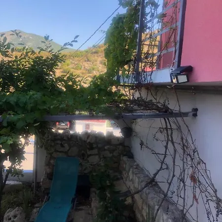 U Villi Bb2 Gornji Zalik Bb Guest house *
